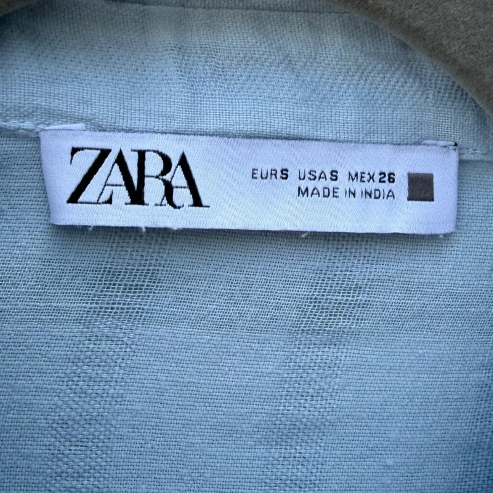 Zara Women’s S Light Blue Floral Embroidered Cotton Pleated Boho Baby Doll Top